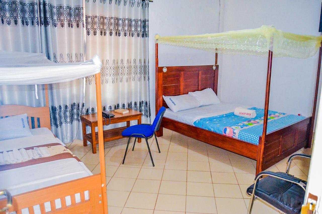 Bilkon Hotel Jinja Kültér fotó
