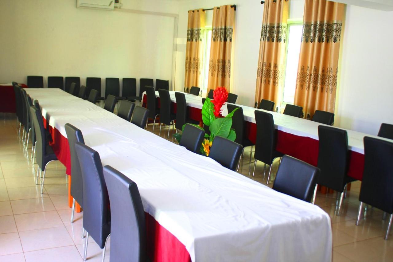 Bilkon Hotel Jinja Kültér fotó